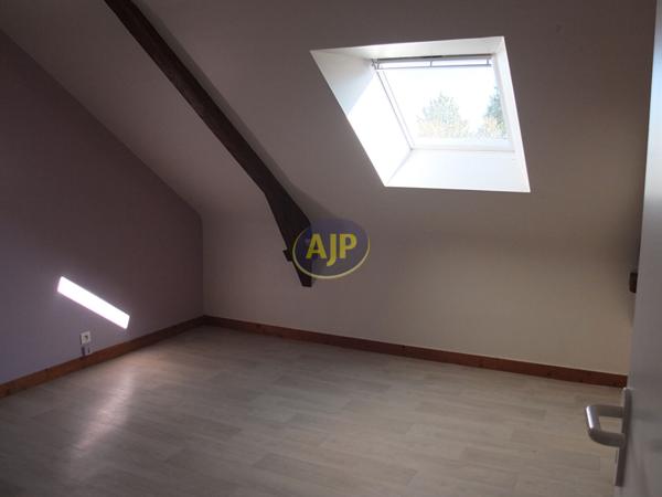 Location maison Noyal Pontivy : 778 € - AJP Immobilier Pontivy