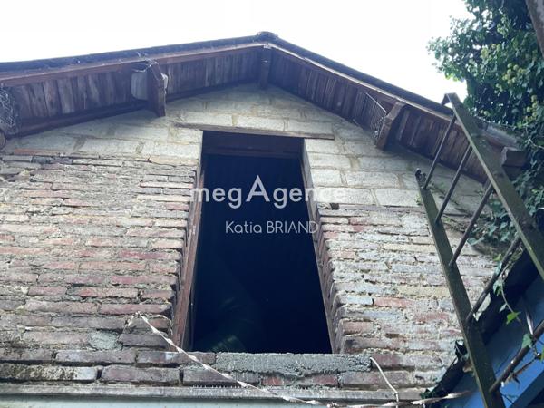 Immeuble à LAVAL, 53000 - 99m²