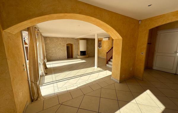 Splendide maison type villa