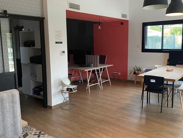 Location Local commercial 4 pièces Aubagne (13400) - BEL EMPLACEMENT