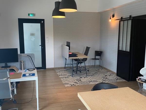 Location Local commercial 4 pièces Aubagne (13400) - BEL EMPLACEMENT