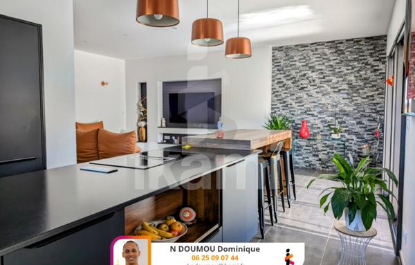 Saint-Donat-Sur-L'Herbasse : Magnifique villa contemporaine