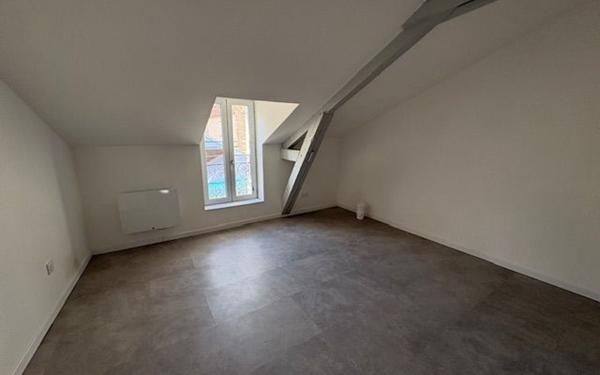 Appartement à louer    3 pièces • 50,10 m2 Decazeville