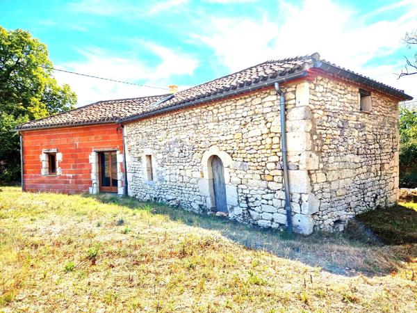 Maison en pierre - un cocon à rénover
