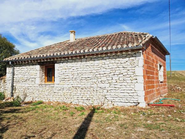 Maison en pierre - un cocon à rénover