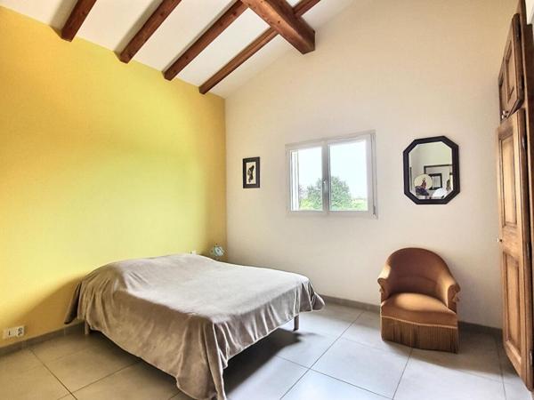 Charme et caractère  pour cette belle maison de 7 pièces