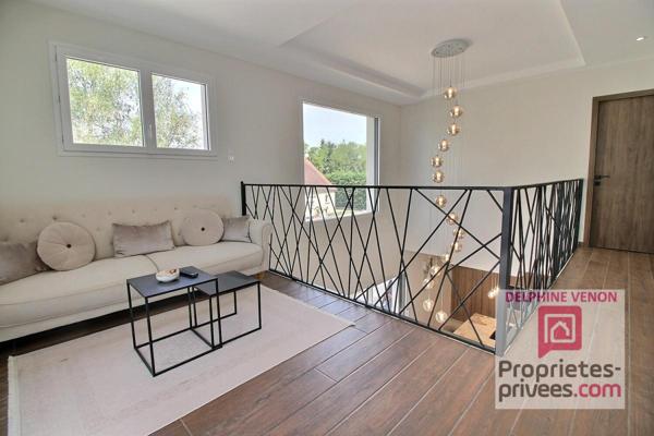 Maison  contemporaine  classe énergie A avec de belles prestations à Chateauneuf Sur Loire