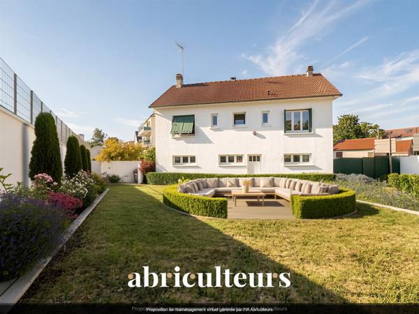 Maison familiale avec jardin privatif de 560 m² en vente à Meaux 77100