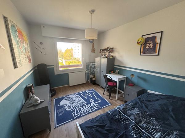 Appartement Cergy 5 pièce(s) 99 m2 €246 000 ** - Référence 10946