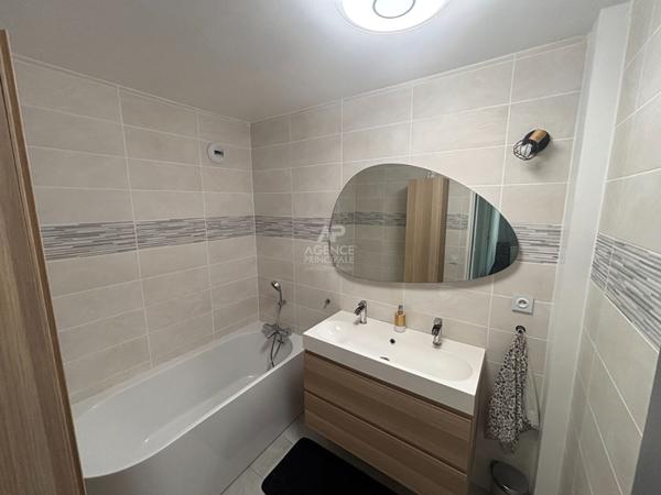 Appartement Cergy 5 pièce(s) 99 m2 €246 000 ** - Référence 10946