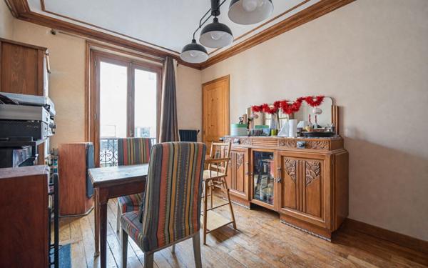 Appartement à vendre    3 pièces • 54 m2 Paris 18