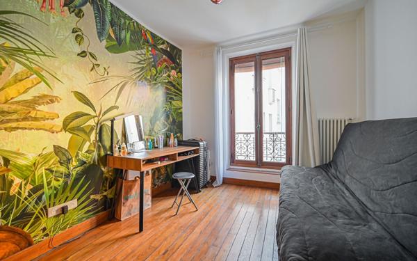 Appartement à vendre    3 pièces • 54 m2 Paris 18