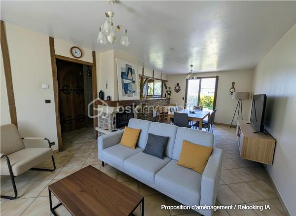 Maison de 141 m² utiles ( 117,38 m² habitables )

Venez découvrir cette jolie maison familiale avec un beau volume, idéalement située dans le quartier résidentiel recherché du VAL FLEURI, calme et proche de toutes commodités ( transports, école, collège ,zone commerciale) érigée sur terrain de 450 m². Cette maison est édifiée sur 2 niveaux :

Vous  y trouverez au rez-de-chaussée une entrée donnant sur un séjour/salle à manger avec cheminée insert et cuisine ouverte, donnant accès direct à un grand jardin et sa terrasse. Vous y trouverez également un long couloir desservant 3 chambres, une salle de bain , un wc indépendant et au bout un accès direct à un grand garage isolé de 20m² avec porte basculante et une petite cave.

A l'étage, vous aurez un palier desservant 2 chambres spacieuses , une salle d'eau, un wc indépendant et un grenier isolé aménageable d'environ 16m² pouvant servir de dressing voire de chambre supplémentaire.

Cette maison comporte 2 jardins : 1 devant d'environ 97 m² et un à l'arrière d'environ 230 m² avec sa grande terrasse, son abri de jardin et un barbecue en dur pour bien profiter en famille des belles journées ensoleillées. 

Chauffage et eau chaude électriques.

Vous pouvez remettre cette maison à votre goût en effectuant quelques travaux de rafraichissement quand vous le souhaitez.

Bien à découvrir rapidement ! Contactez-moi pour organiser une visite.