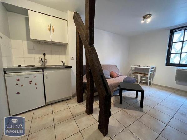 Appartement à louer 1 pièce 16m² Bourges (18000)