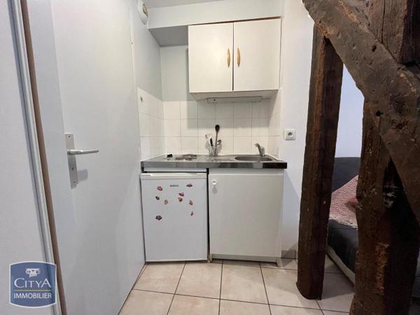 Appartement à louer 1 pièce 16m² Bourges (18000)