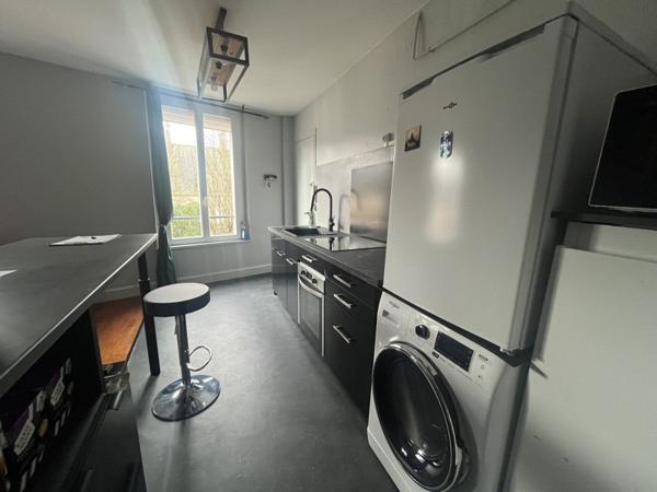 Appartement à vendre |  Marines |  1 pièce | 32 m²