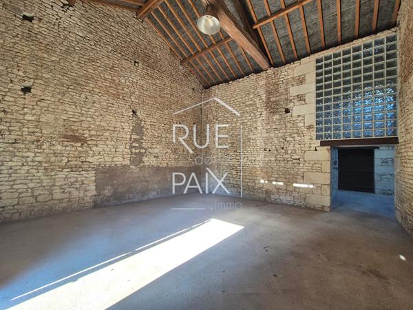 86200 LA ROCHE RIGAULT Maison La Roche Rigault 5 pièce(s) 149 m2 avec nombreuses dépendances
