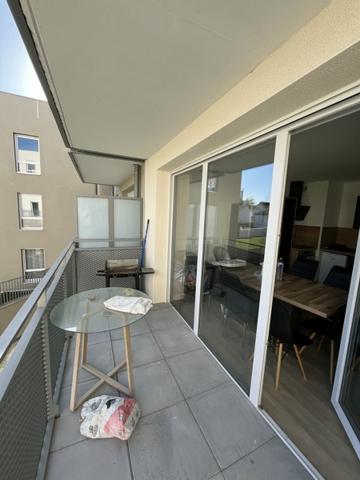 Appartement à louer 825 € CC CHAMBRAY LES TOURS 3 p 64 m² DPE C