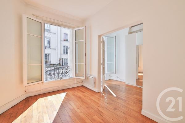 Appartement F2 à vendre  2 pièces - 43,15 m 2   PARIS  - 75009