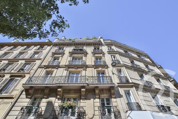 Appartement F2 à vendre  2 pièces - 43,15 m 2   PARIS  - 75009