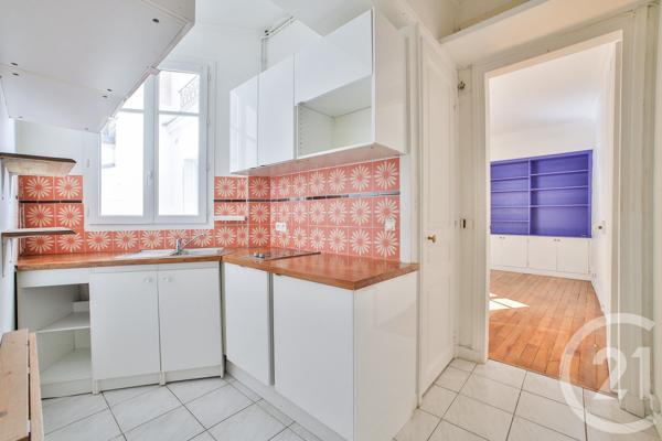 Appartement F2 à vendre  2 pièces - 43,15 m 2   PARIS  - 75009