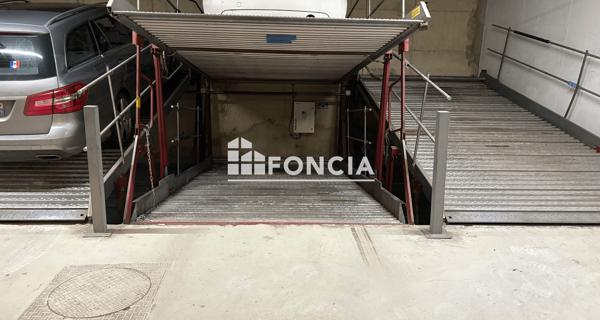 À vendre Parking 10.76 m² - Paris 75015
