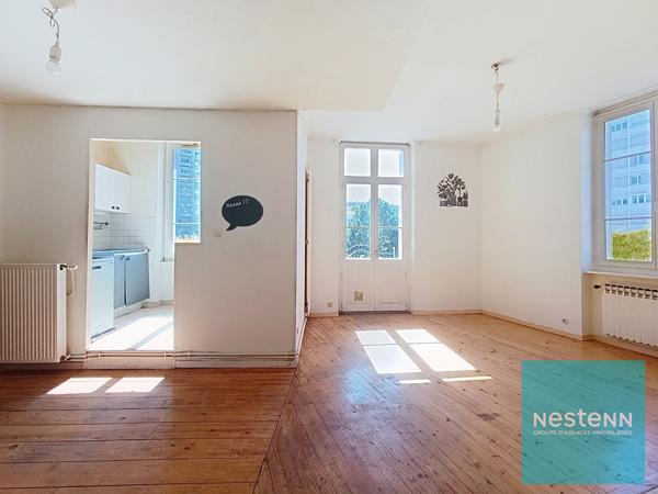 EXCLUSIVITÉ - SAINT-ÉTIENNE BELLEVUE - T4 76,45 m² - 3 CHAMBRES - GRAND SÉJOUR - BEAU POTENTIEL