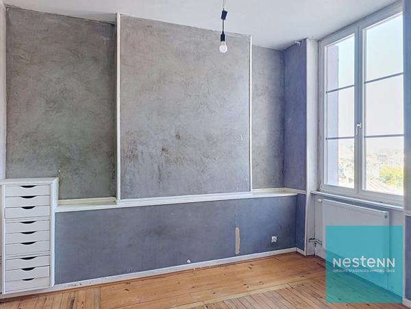 EXCLUSIVITÉ - SAINT-ÉTIENNE BELLEVUE - T4 76,45 m² - 3 CHAMBRES - GRAND SÉJOUR - BEAU POTENTIEL