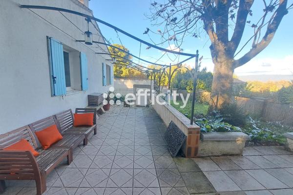 Maison 6 pièces - 170 m² Exclusivité efficity