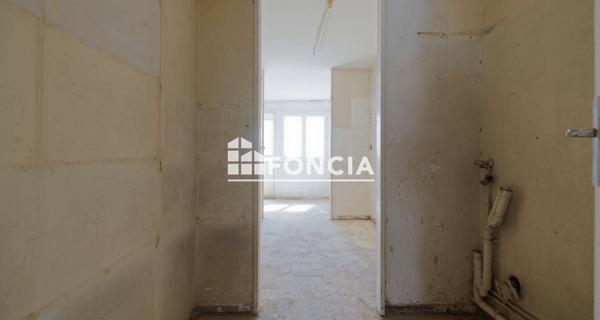 À vendre Appartement 3 pièces 63.08 m² - Evry 91000