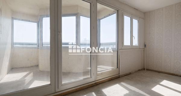 À vendre Appartement 3 pièces 63.08 m² - Evry 91000