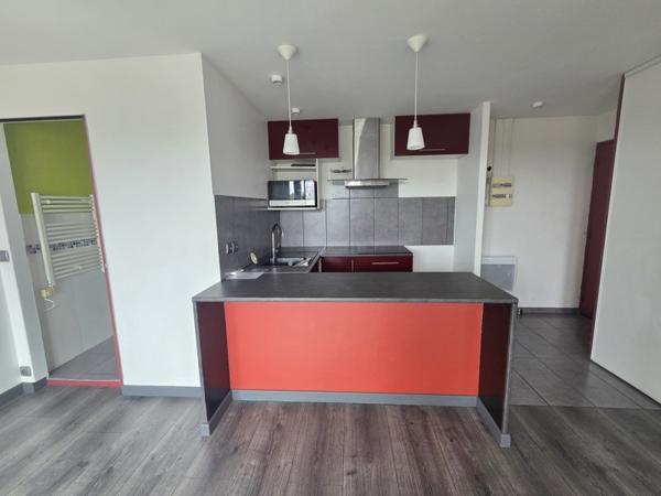 Appartement à louer 580 € CC Pau 1 pièce 28 m² DPE C