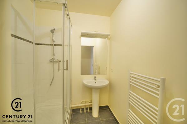 Appartement F4 à vendre  4 pièces - 83,97 m2 SERRIS - 77
