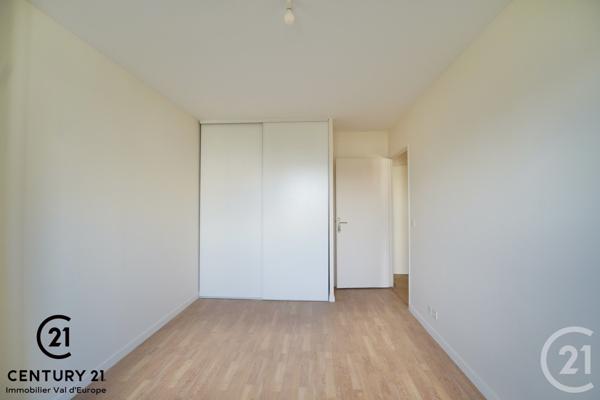 Appartement F4 à vendre  4 pièces - 83,97 m2 SERRIS - 77