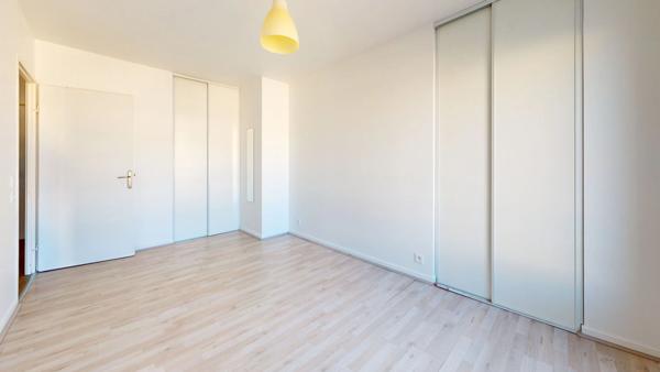 CORBEIL ESSONNES : appartement F3 (67 m²) à vendre