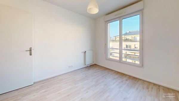 CORBEIL ESSONNES : appartement F3 (67 m²) à vendre
