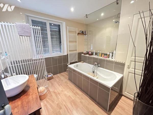 EN EXCLUSIVITE A CORBIE 