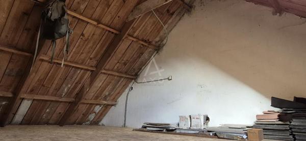 Plain-pied plein sud – Bien rare avec combles aménageables et terrain constructible !