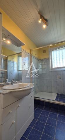 Plain-pied plein sud – Bien rare avec combles aménageables et terrain constructible !