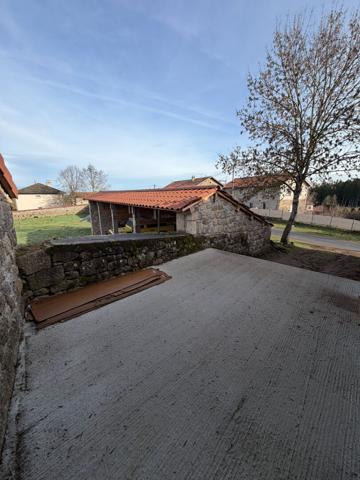 APPARTEMENT REFAIT A NEUF + GARAGE + TERRASSE