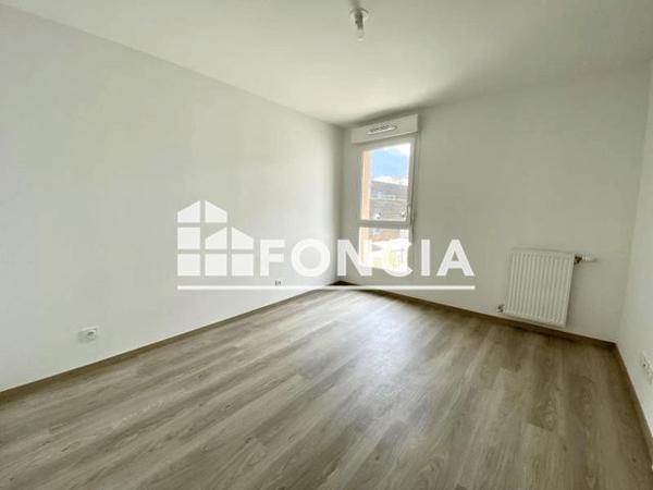 Location Appartement 4 pièces 85.47 m² - 2 BIS RUE DE L'ISERE Saint Egreve 38120