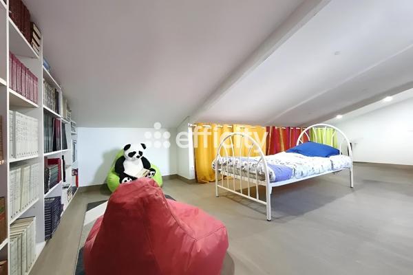 Maison 9 pièces - 177 m²