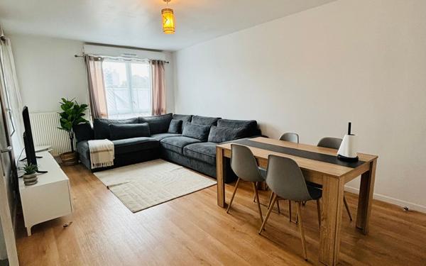 Appartement à vendre    3 pièces • 63 m2 Garges-lès-Gonesse