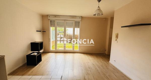 Location Studio 24.5 m² - Conflans-sainte-honorine 78700