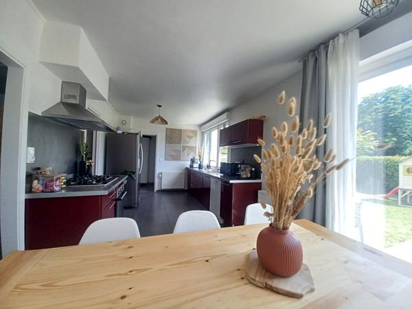33530 BASSENS - Maison 5 pièces à vendre