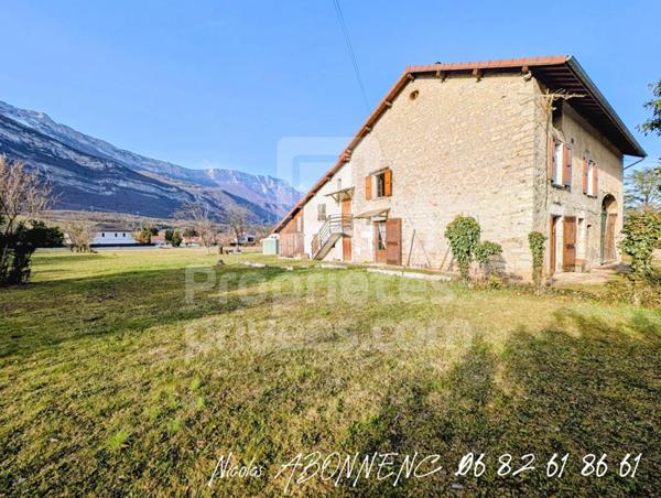 Maison  8 pièce(s) 200 m2