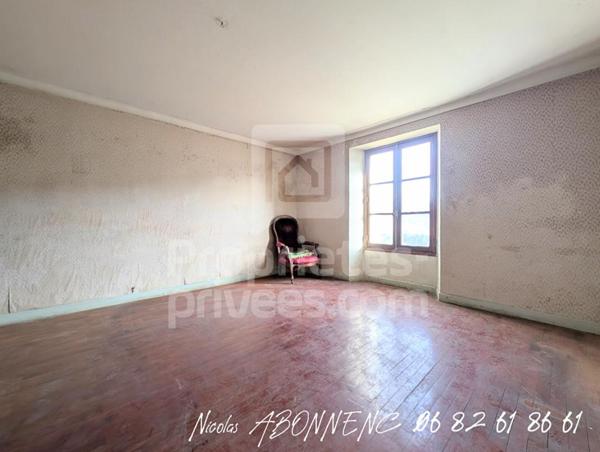 Maison  8 pièce(s) 200 m2