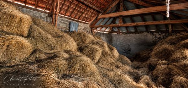 Ancienne ferme à rénover avec dépendance – terrain de 1 895 M² – CHORGES