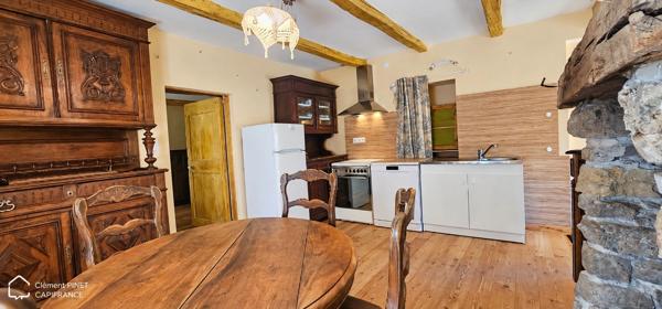 Ancienne ferme à rénover avec dépendance – terrain de 1 895 M² – CHORGES
