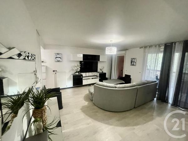 Appartement F3 à vendre  3 pièces - 67 m2 STAINS - 93